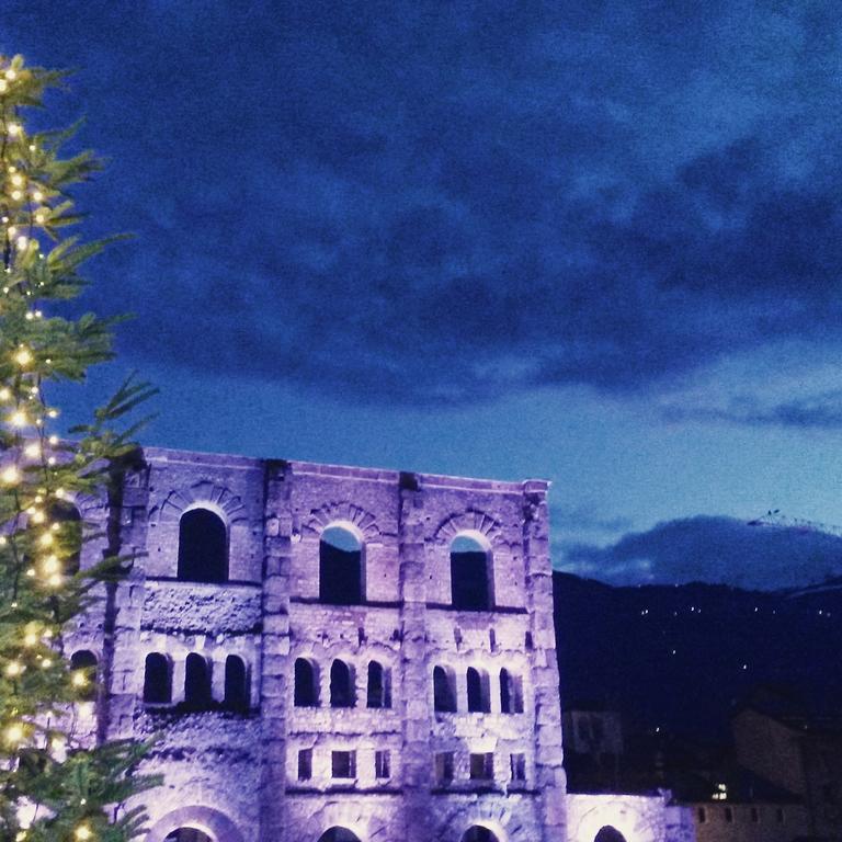 Lo Ni Di Candolle Gignod Bagian luar foto